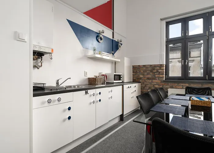 Sleepway - Marina Apartman *